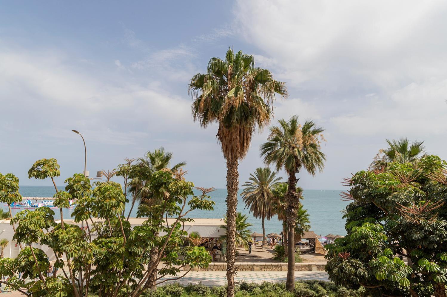 Primera Linea De Playa - Málaga Dış mekan fotoğraf
